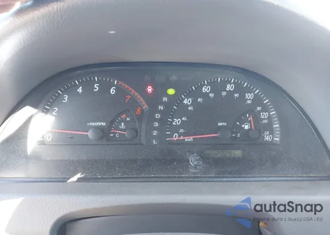 2004 Toyota Camry Xle V6 z USA, uszkodzony, nr VIN 4T1BF32K34U075549